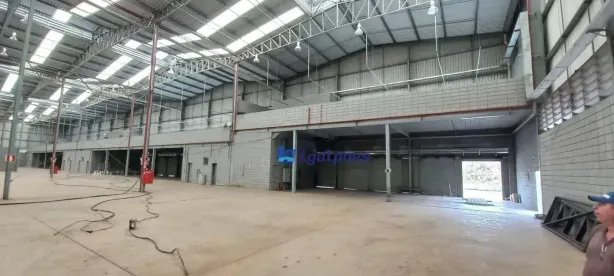 Galpão/Depósito/Armazém para alugar, 3300m² no Borba Gato, Sabará