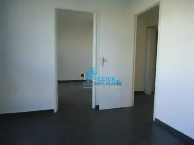 Sala Comercial para venda ou aluguel, 50m² no Boqueirão, Santos