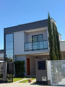 Sobrado com 3 Quartos à venda, 123m² no Bosque da Mata, Tijucas