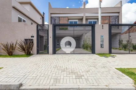 Sobrado com 3 Quartos à venda, 190m² no Bacacheri, Curitiba