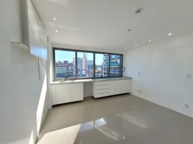 Sala Comercial para alugar, 75m² no Cristo Redentor, Porto Alegre