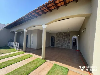 Casa com 3 Quartos à venda, 220m² no Mercês, Uberaba