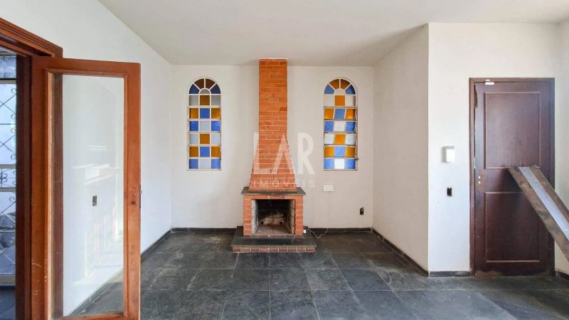 Casa com 2 quartos — Ouro Preto, Belo Horizonte