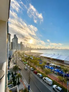 Apartamento com 1 Quarto para alugar, 50m² no Centro, Balneário Camboriú