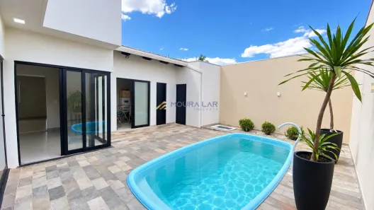 Casa com 3 Quartos à venda, 230m² no Santiago, Araguari