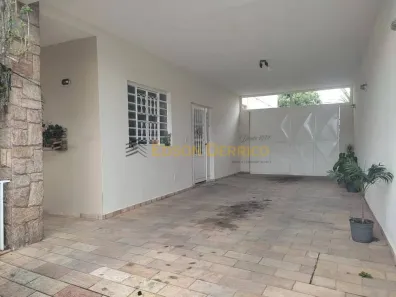 Sobrado com 3 Quartos à venda, 211m² no Parque São Domingos, Pindamonhangaba