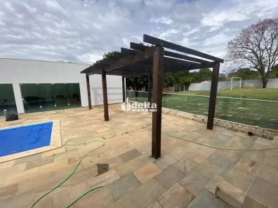 Fazenda/Sítio com 6 Quartos à venda, 530m² no Mansões Aeroporto, Uberlândia