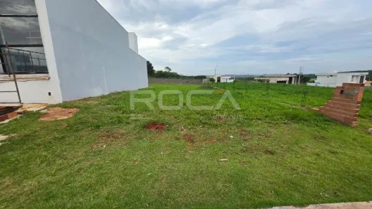 Lote/Terreno à venda, 250m² no Residencial Samambaia, São Carlos