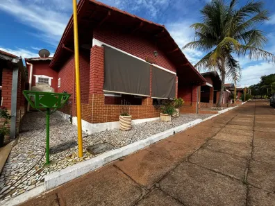 Casa de Condomínio com 2 Quartos à venda, 135m² no Mansões Águas Quentes, Caldas Novas