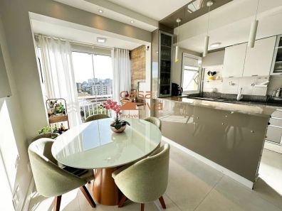Apartamento com 2 Quartos à venda, 74m² no Vila Ipiranga, Porto Alegre