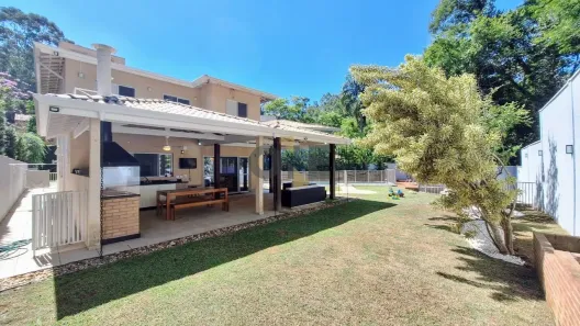 Casa de Condomínio com 4 Quartos à venda, 256m² no Chácara dos Junqueiras, Carapicuíba