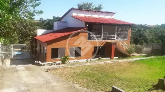 Fazenda/Sítio com 4 Quartos à venda, 215m² no Jardim Belvedere, Caldas Novas