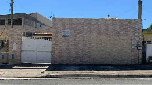 Casa com 4 Quartos à venda, 140m² no Parque Guarus, Campos dos Goytacazes