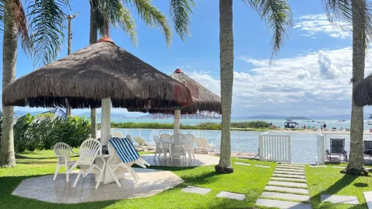 Apartamento com 3 Quartos à venda, 80m² no Ponta das Canas, Florianópolis