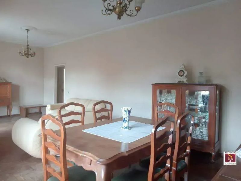 Casa com 4 quartos — Calafate, Belo Horizonte
