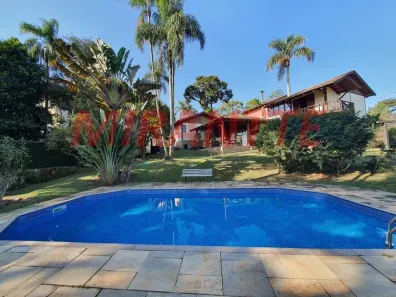 Sobrado com 3 Quartos à venda, 400m² no Cumbari, Mairiporã