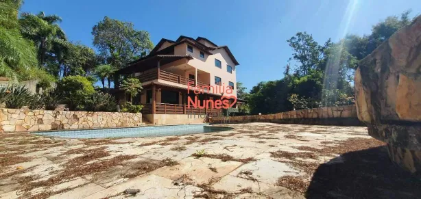 Casa com 4 Quartos à venda, 796m² no Centro, Contagem
