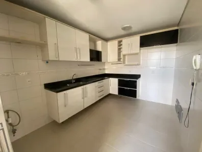 Apartamento com 3 Quartos para alugar, 114m² no São Geraldo, Manaus