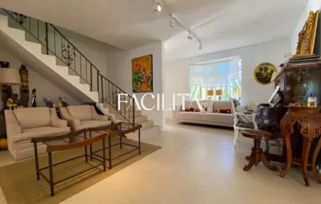 Casa com 3 Quartos para alugar, 600m² no Campeche, Florianópolis