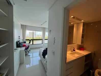 Apartamento com 4 Quartos para alugar, 204m² no Recife, Recife