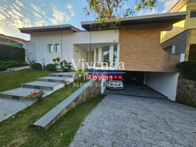 Casa com 3 Quartos para alugar, 340m² no Residencial Morada dos Pássaros-Aldeia da Serra, Barueri