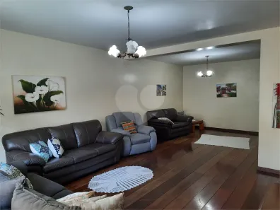 Casa com 3 Quartos à venda, 205m² no Jardim Regina, São Paulo