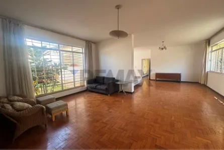 Casa com 6 Quartos para alugar, 420m² no São Dimas, Piracicaba