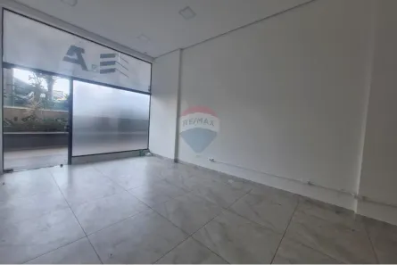 Ponto Comercial para alugar, 30m² no Chácara Floresta, Botucatu