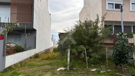 Lote/Terreno à venda, 225m² no Guarujá, Porto Alegre