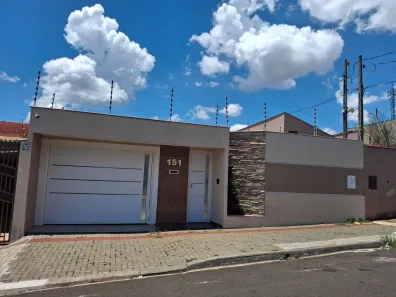 Casa com 3 Quartos à venda, 160m² no Conjunto Café, Londrina
