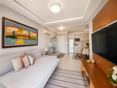 Apartamento com 3 Quartos para alugar, 78m² no Capoeiras, Florianópolis