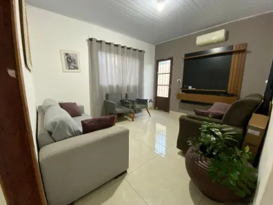 Casa com 3 Quartos à venda, 120m² no Jardim Maria Celina, Londrina