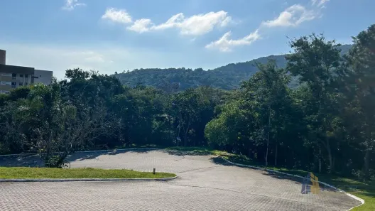 Lote/Terreno à venda, 450m² no Itacorubi, Florianópolis