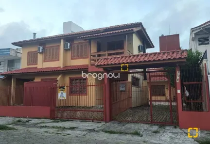 Casa com 8 Quartos à venda, 450m² no Ingleses do Rio Vermelho, Florianópolis
