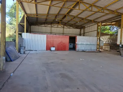 Galpão/Depósito/Armazém para alugar, 2000m² no Minas Gerais, Uberlândia