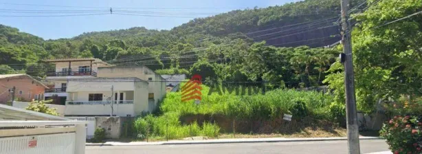 Lote/Terreno à venda, 570m² no Jardim Imbuí, Niterói