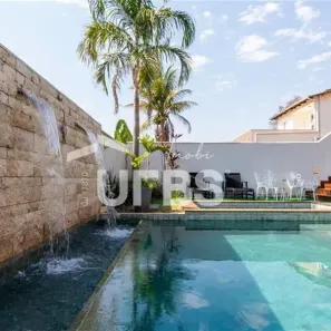 Casa de Condomínio com 4 Quartos à venda, 306m² no Jardins Madri, Goiânia