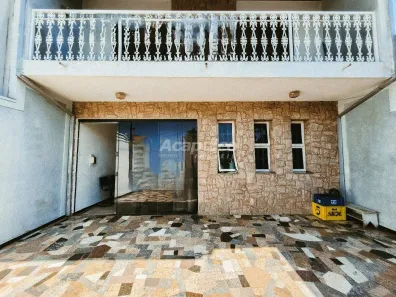Casa com 3 Quartos à venda, 200m² no Parque Novo Mundo, Americana