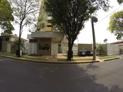 Apartamento com 2 Quartos para alugar, 55m² no Zona 07, Maringá