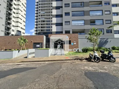 Apartamento com 3 Quartos para alugar, 95m² no Osvaldo Rezende, Uberlândia
