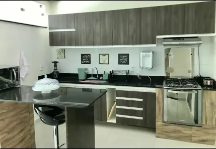 Casa de Condomínio com 4 Quartos à venda, 210m² no Colônia Terra Nova, Manaus