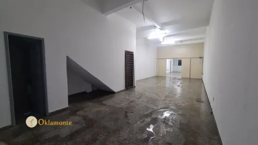 Casa com 1 Quarto para alugar, 160m² no Navegantes, Porto Alegre