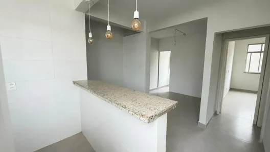 Apartamento com 2 Quartos para alugar, 50m² no Ribeira, Rio de Janeiro