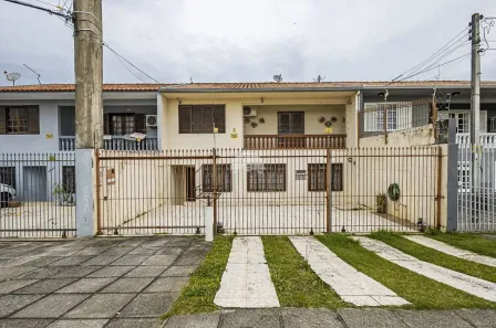Sobrado com 3 Quartos à venda, 132m² no Novo Mundo, Curitiba