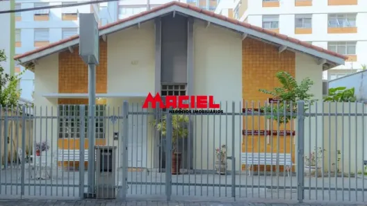Prédio Comercial à venda, 212m² no Vila Adyana, São José dos Campos