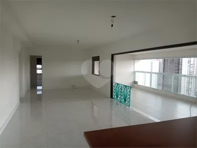 Apartamento com 3 Quartos à venda, 178m² no Jardim das Acácias, São Paulo