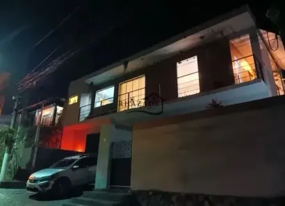 Casa com 5 Quartos à venda, 280m² no Piratininga, Niterói