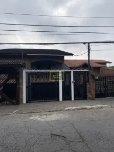 Sobrado com 4 Quartos à venda, 269m² no Vila Pirajussara, São Paulo