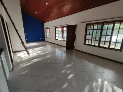 Casa com 4 Quartos à venda, 217m² no Jardim Santo Antônio, Macaé