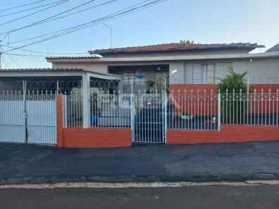 Casa com 3 Quartos à venda, 130m² no Jardim Beatriz, São Carlos